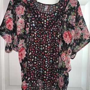 Xhilaration size medium